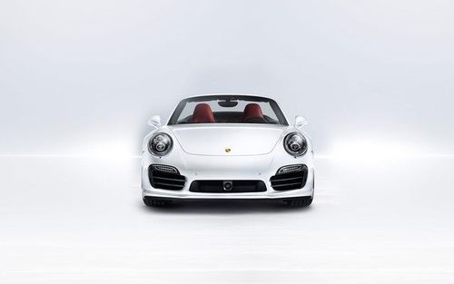 Full Front View of 911 Turbo S Cabriolet