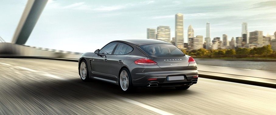Panamera Diesel Side view