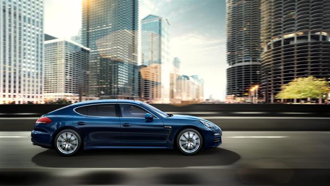 Panamera 4S Executive Side view