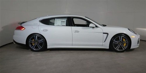 Panamera Turbo S Executive Side view