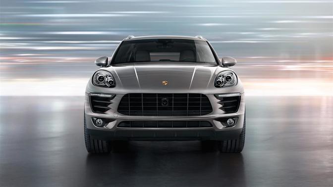 Full Front View of Macan S Diesel