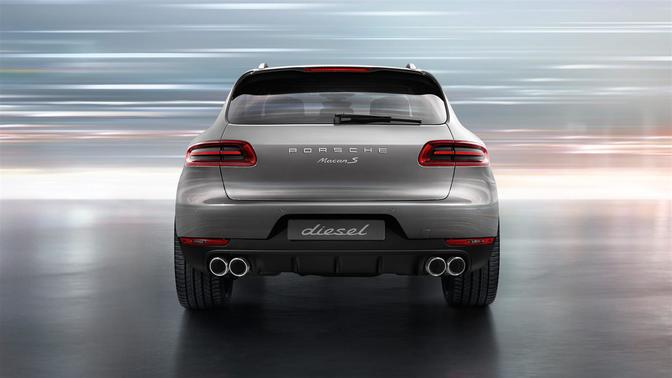 Full Rear View of Porsche Macan S Diesel