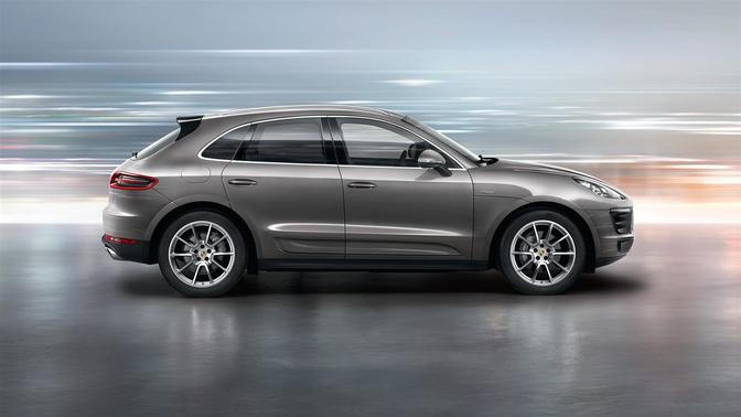 Macan S Diesel Side view
