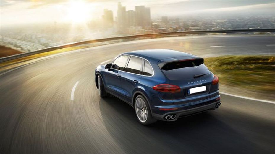 Cayenne S Diesel Side view