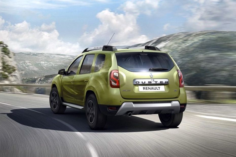 Rear Cross Side View of Renault Duster (2012-2021)