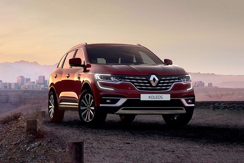 Koleos (2022-2023) Front angle low view