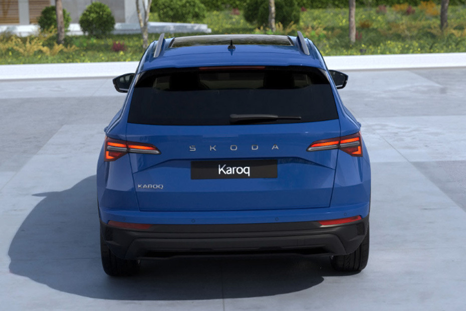 Full Rear View of Skoda Karoq
