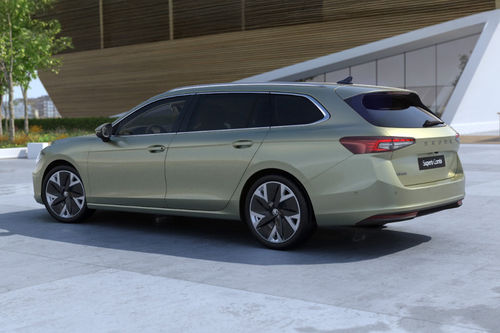 Rear Cross View of Skoda Superb Wagon