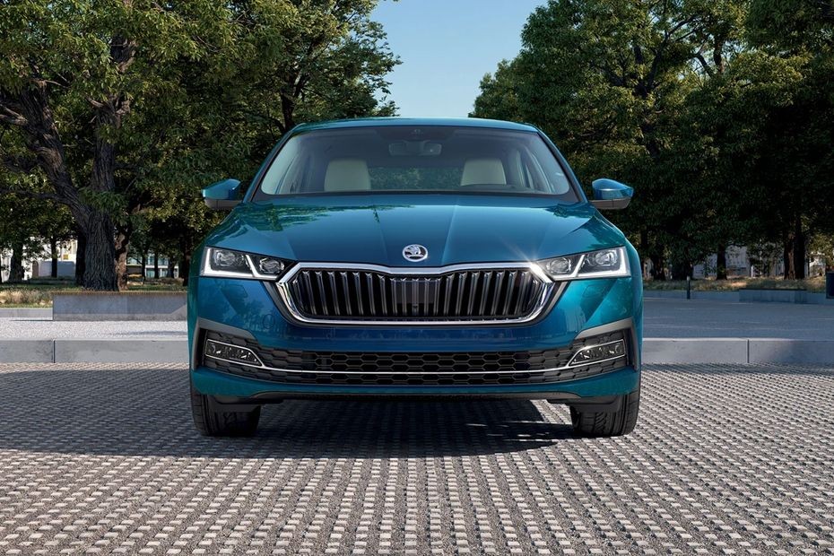 Full Front View of Octavia (2022-2024)