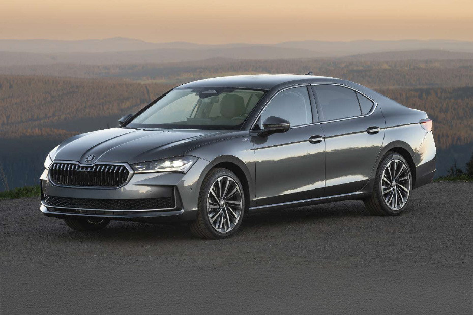 Superb Front angle low view