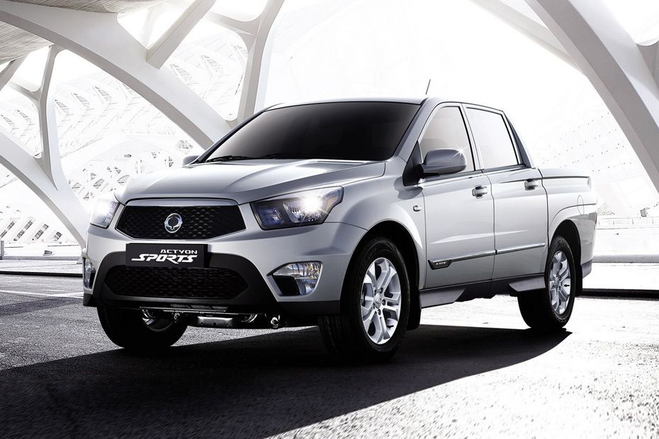 Ssangyong Actyon Sport Front Side View