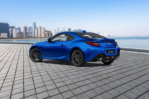 Rear Cross Side View of Subaru BRZ