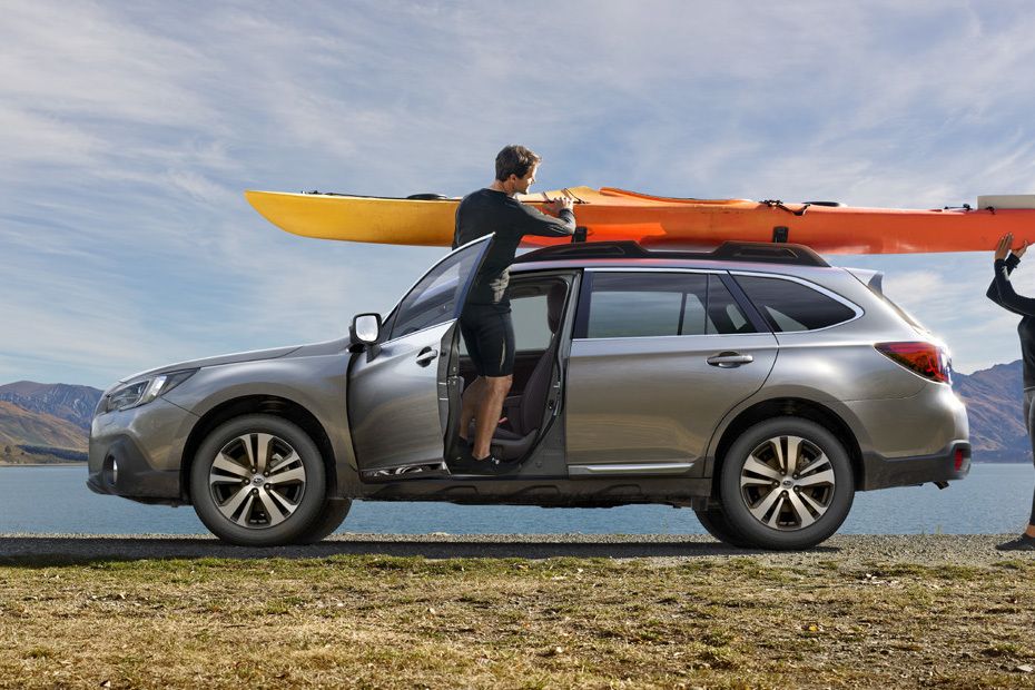 Outback (2012-2021) Side view