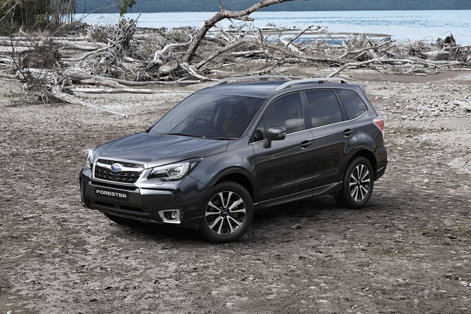 Forester (2012-2021) Front angle low view