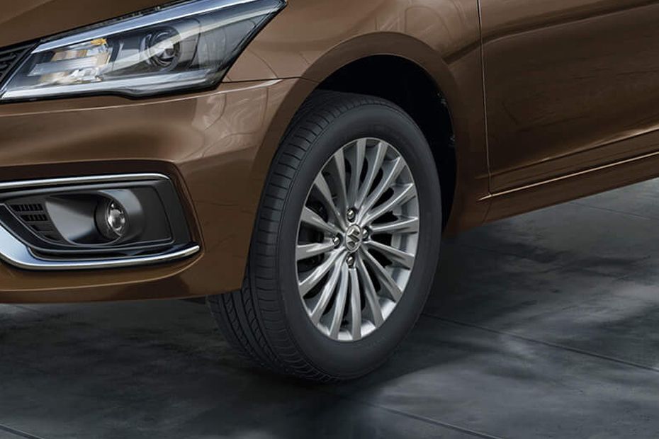 Ciaz Headlight