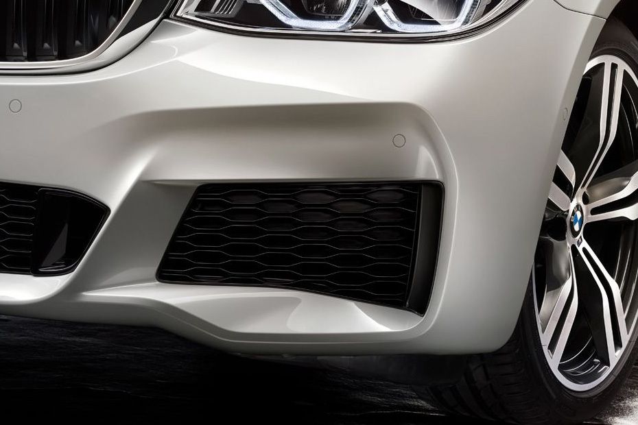 6 Series Gran Turismo Front Fog Lamp
