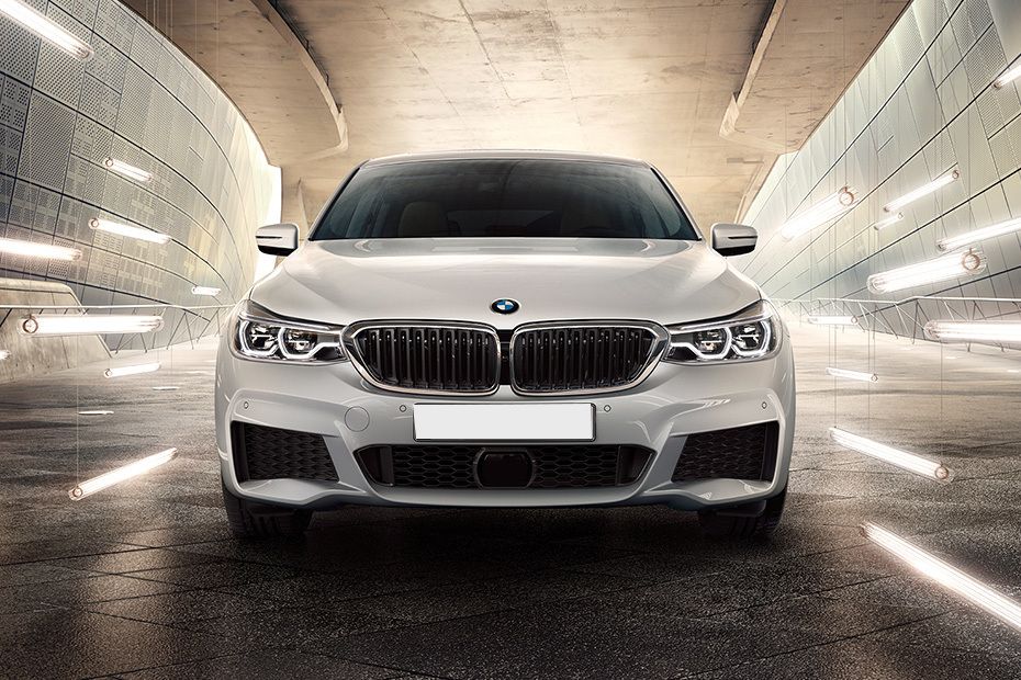 Full Front View of 6 Series Gran Turismo