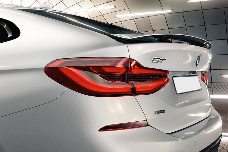 6 Series Gran Turismo Tail light
