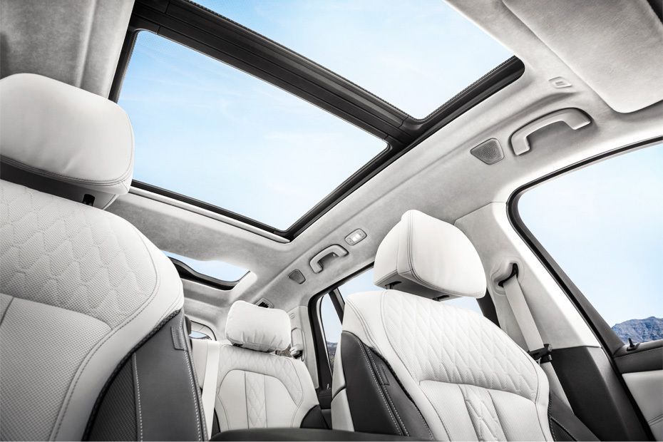BMW X7 Sunroof Moonroof