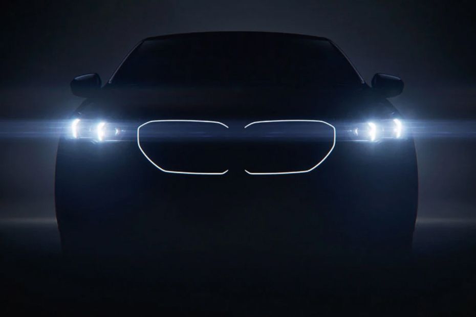 Full Front View of 5 Series