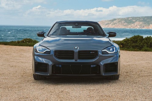 Full Front View of M2