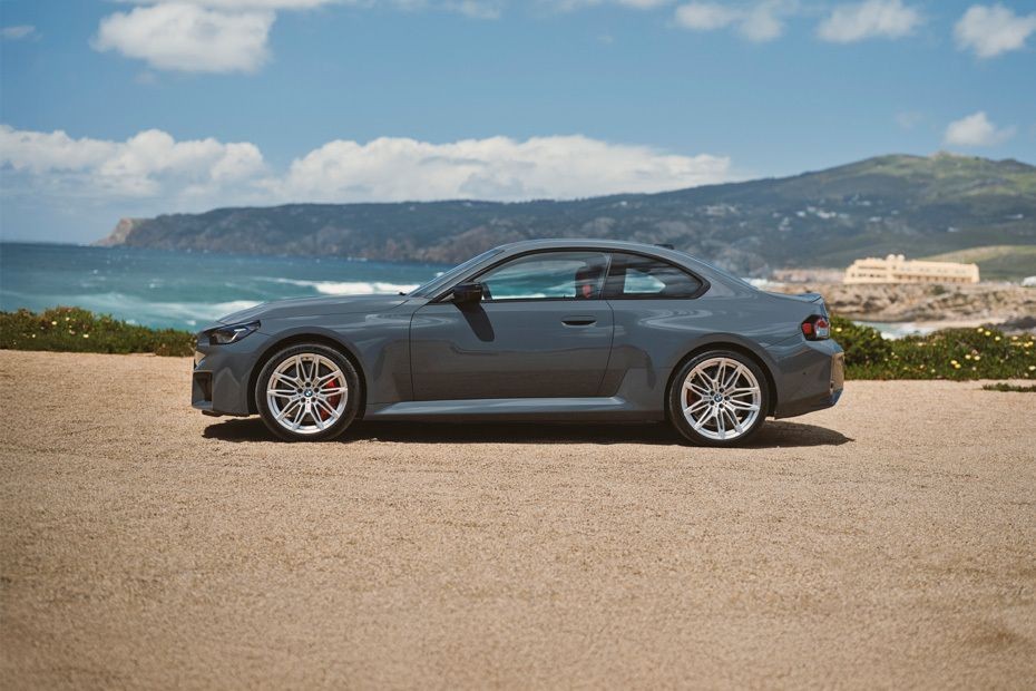 M2 Side view