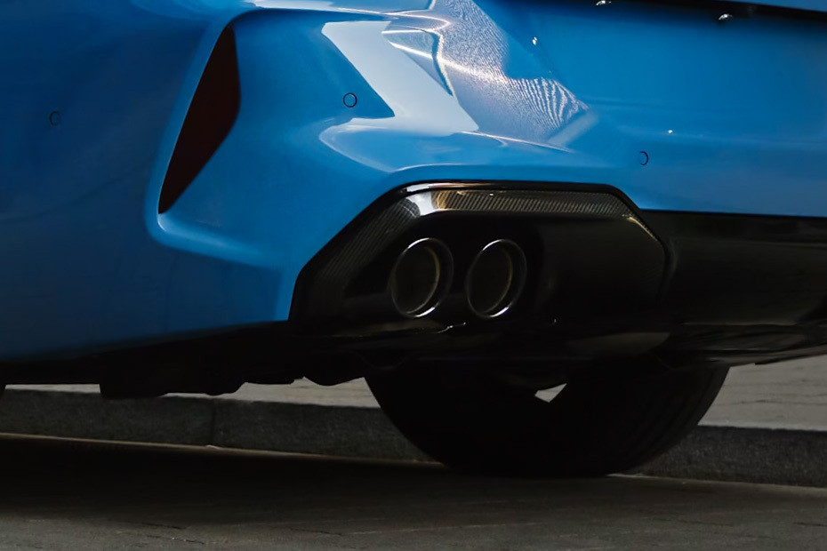 Exhaust Pipe of BMW M8