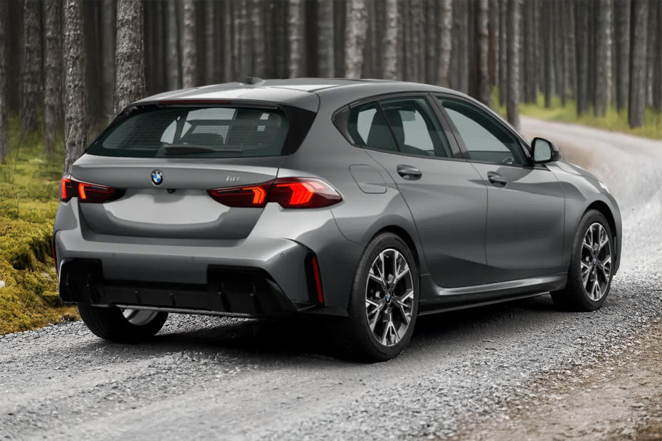 1 Series Rear angle view