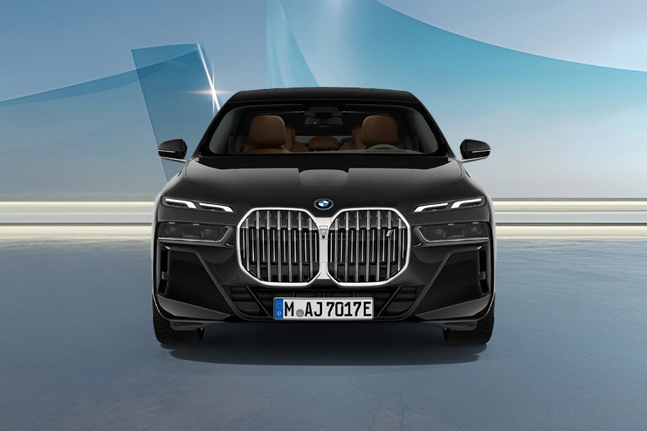 Full Front View of 7 Series