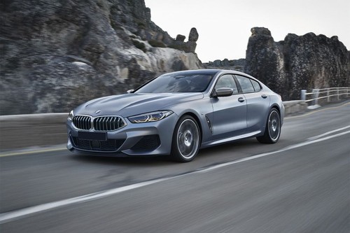 8 Series Gran Coupe Front angle low view
