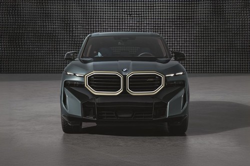 Full Front View of XM