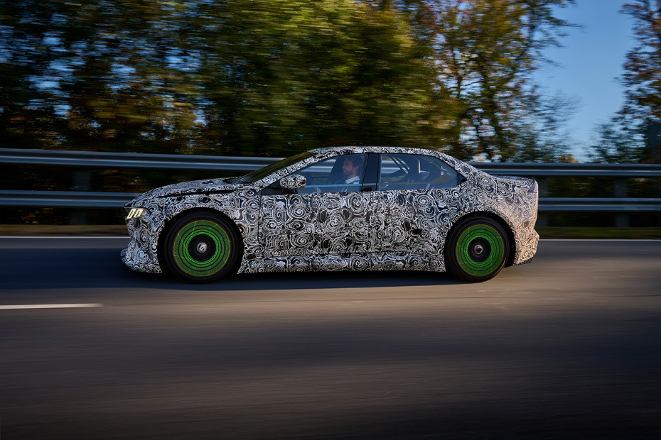 3 Series 2026 Side view