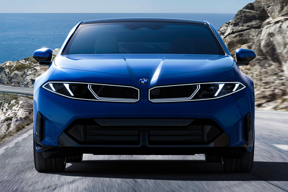 Full Front View of i3