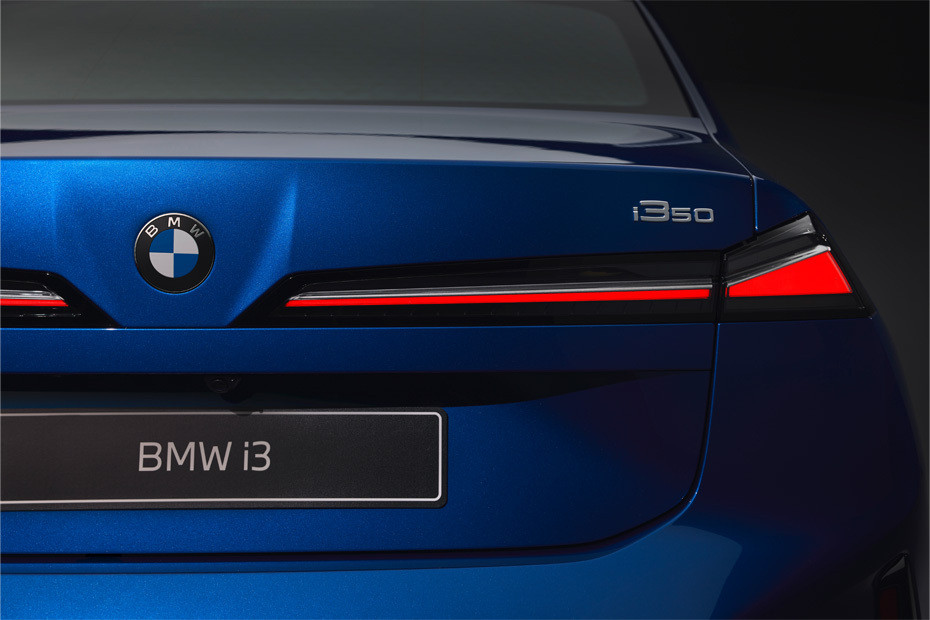 i3 Tail light
