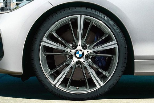 1 Series 5 Door Wheel