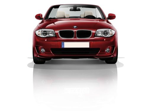 Full Front View of 1 Series Convertible