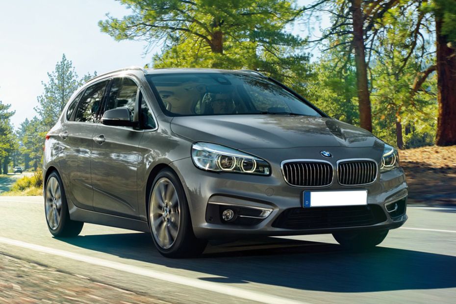 2 Series Active Tourer Medium Angle Front View