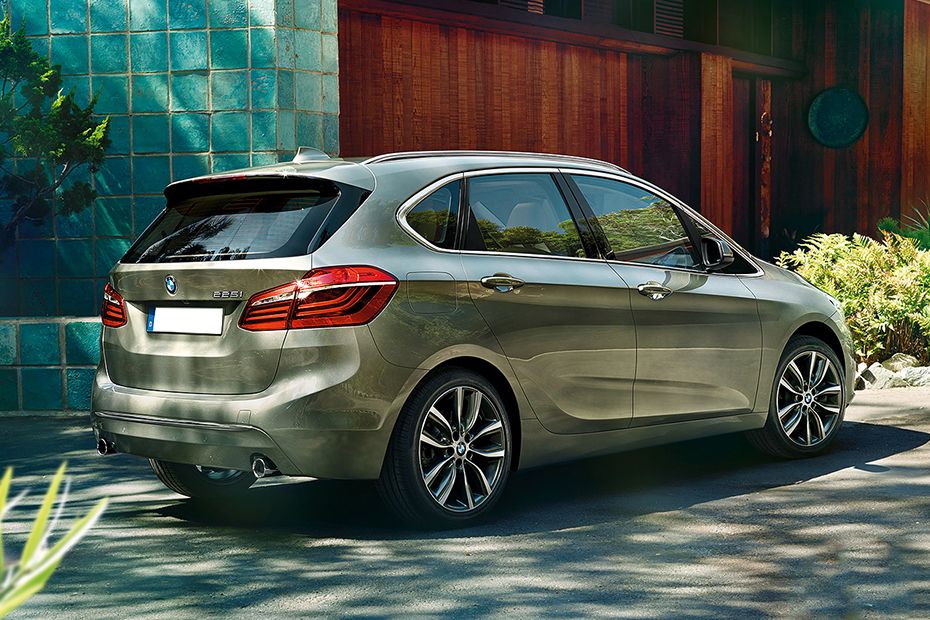 2 Series Active Tourer Rear angle view