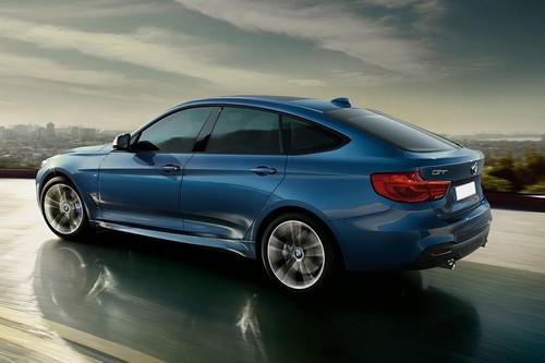 Rear Cross View of BMW 3 Series Gran Turismo