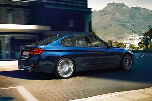 3 Series Sedan Rear Low Angle View