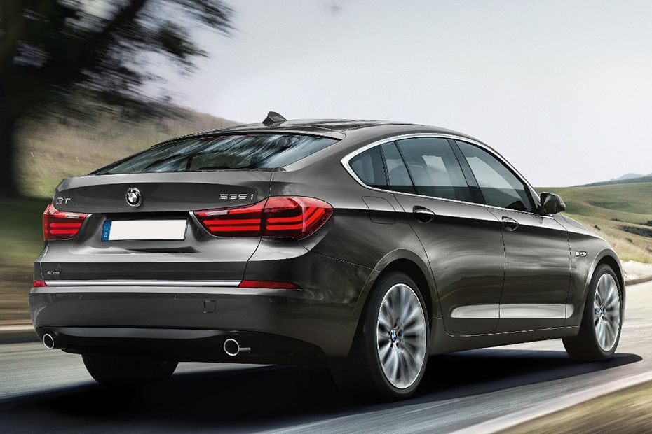 Rear Medium View of BMW 5 Series Gran Turismo
