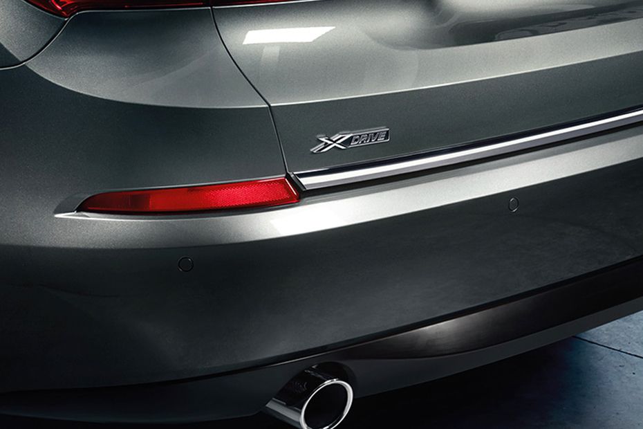 BMW 5 Series Gran Turismo Reverse Parking Sensors