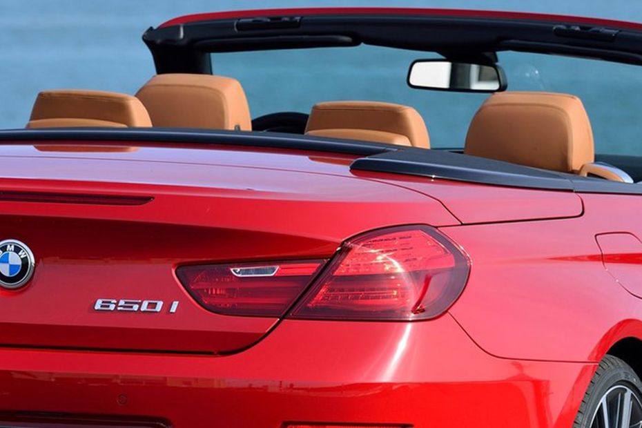 6 Series Convertible Tail light