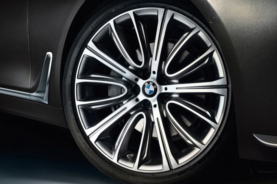 7 Series Sedan Wheel