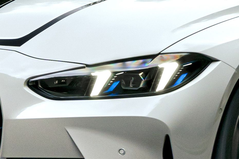 M4 Competition Coupe Headlight