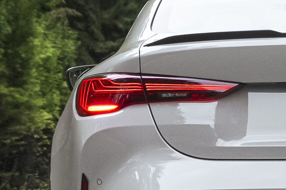 M4 Competition Coupe Tail light