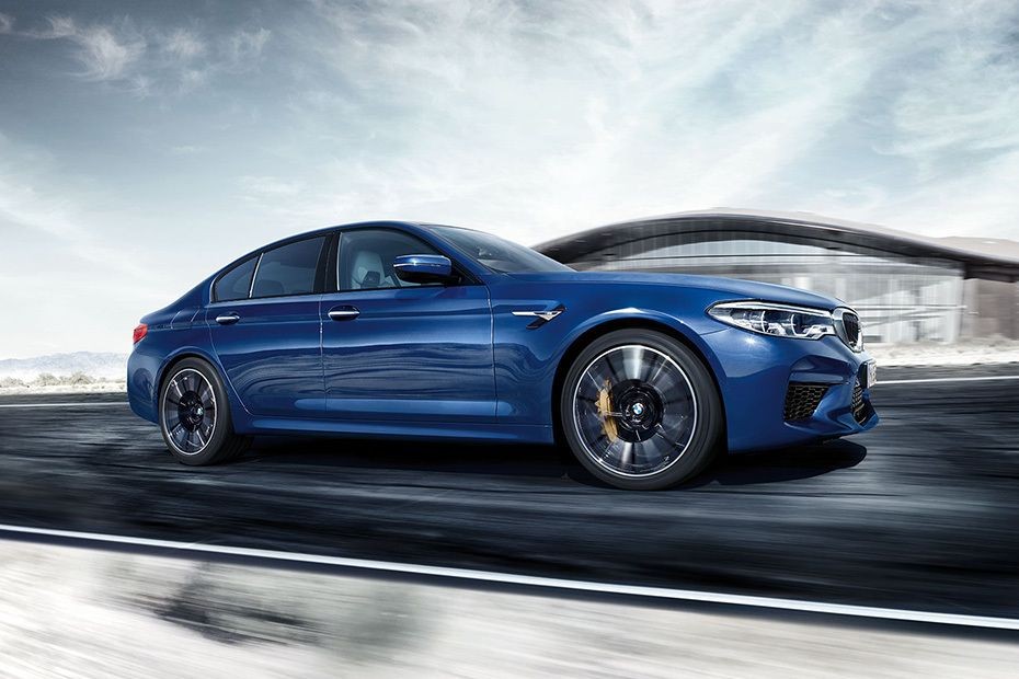 BMW M5 Sedan Front Cross Side View