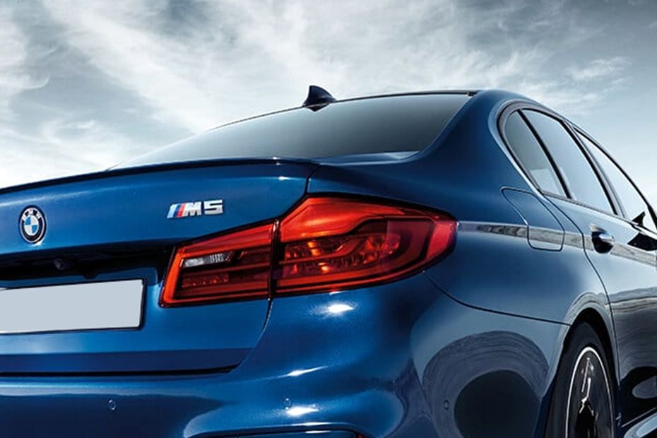 M5 Sedan Headlight