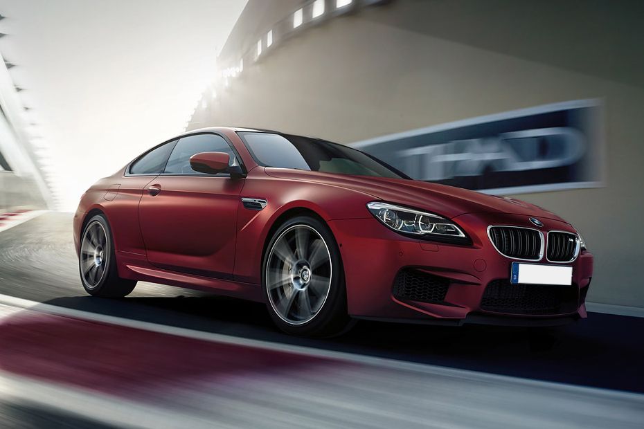 BMW M6 Coupe Front Cross Side View