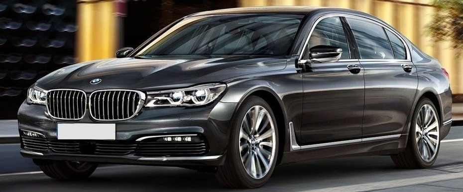 BMW 7 series (2016-2017) Side Medium View